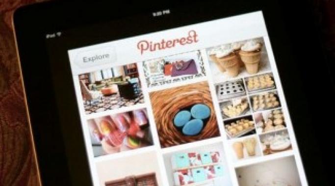 Pinterest can be a helpful outlet in that it provides distractions for those with self-harm urges. Read 3 ways Pinterest can help distract from self-injury.