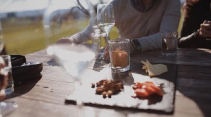 There are ways to make food your friend in eating disorder recovery. Let's make food our friend and begin enjoying eating disorder recovery. Find out how here. 
