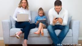 Valuable articles on signs, diagnosis and treatment of Internet addiction. Online internet addiction tests and much more.
