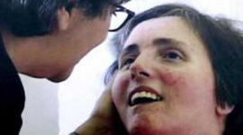 Terri Schiavo with her mother, Mary Schindler, in 2001