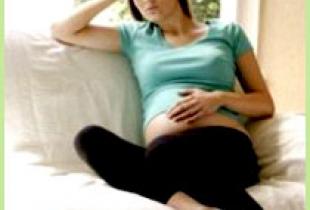 What's the best treatment of anxiety disorders during pregnancy? Can anxiety harm the baby? Read about treating anxiety symptoms during pregnancy.